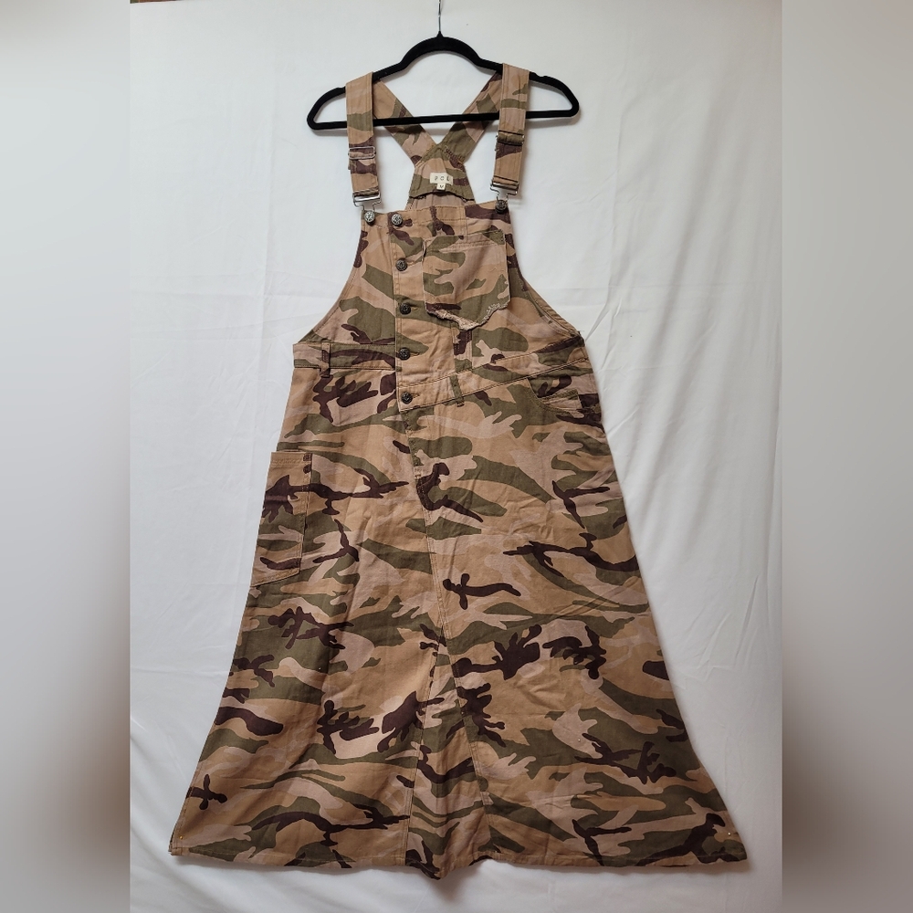 POL Camouflage Overall Jumper in Green and Brown SM